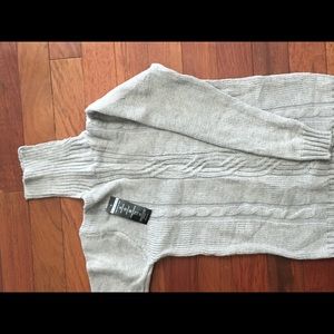 Light grey, men’s turtleneck sweater